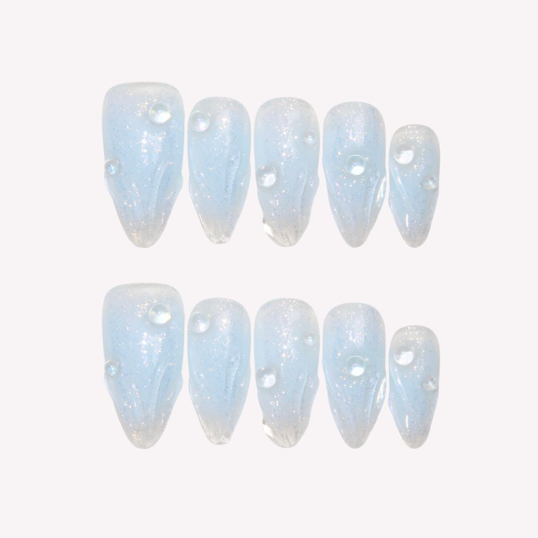 Glacial Whisper (medium almond)